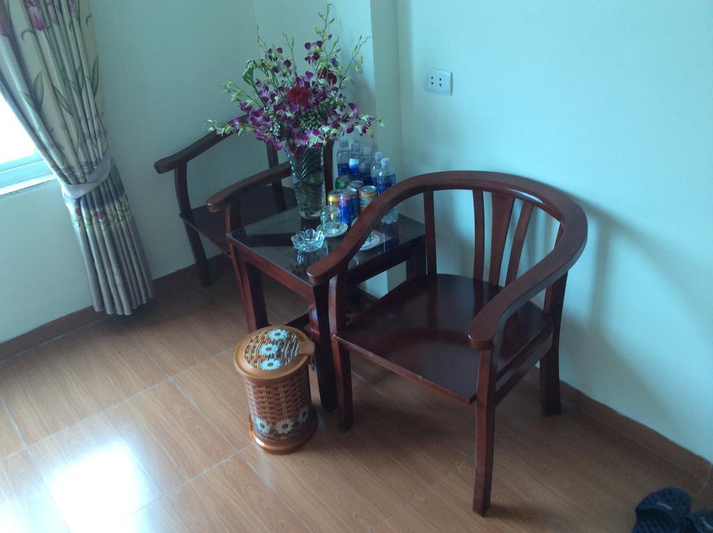 Van Anh Hotel Thach Loi Экстерьер фото