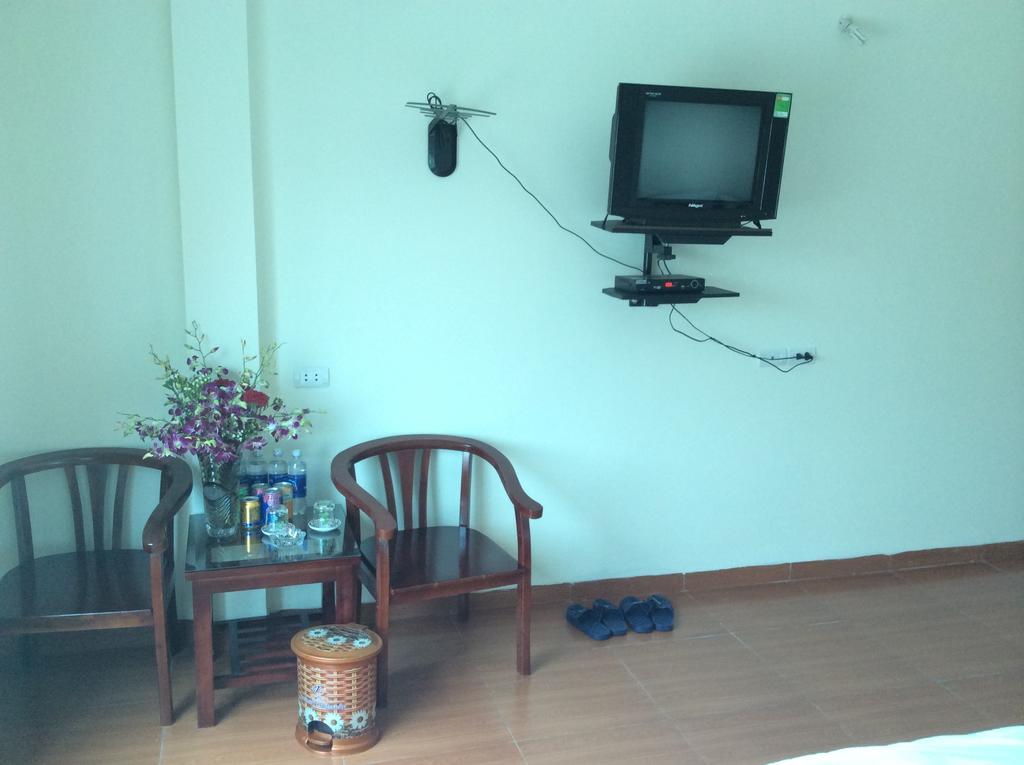 Van Anh Hotel Thach Loi Экстерьер фото